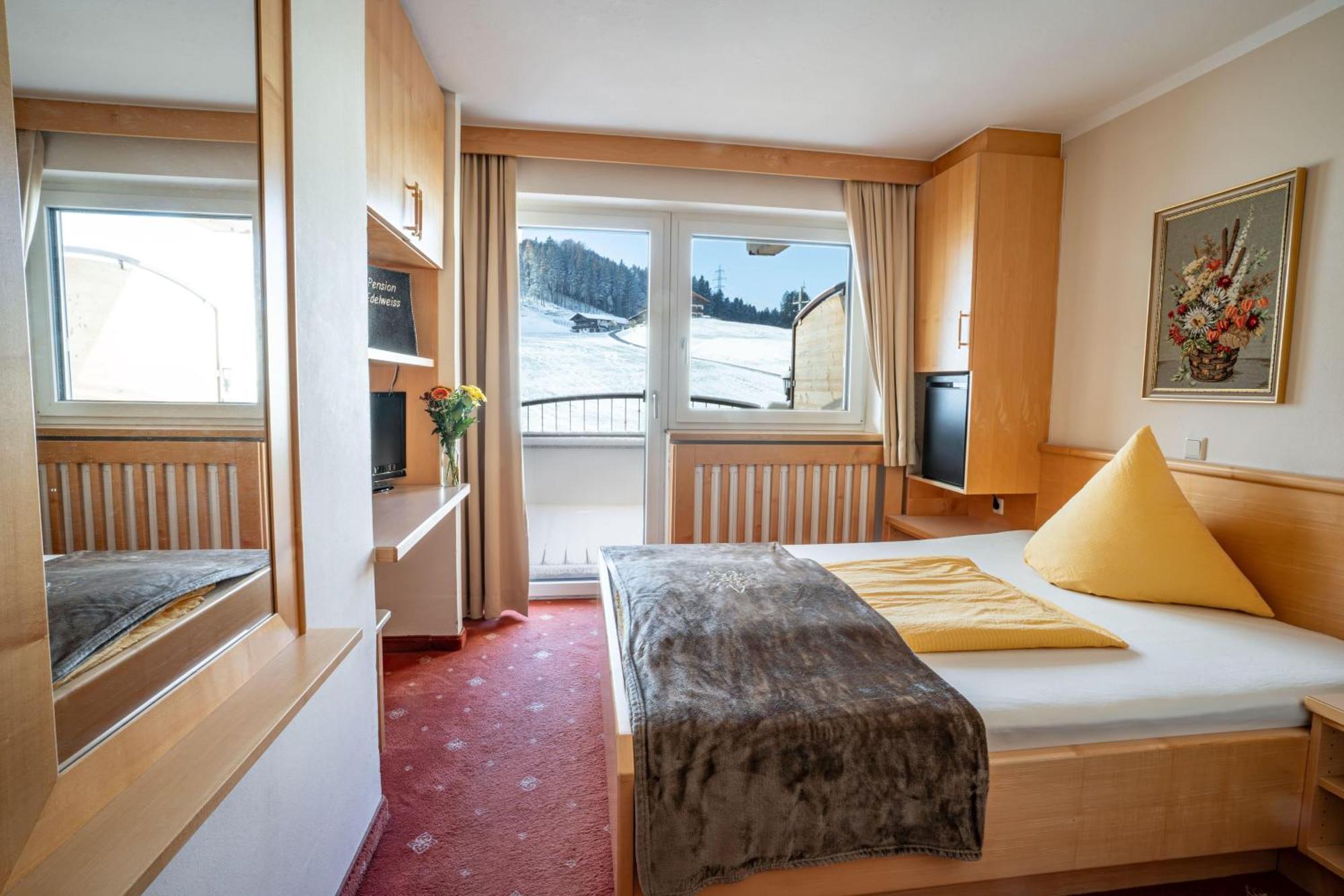 Pension Edelweiss Breitenbach am Inn Exterior foto